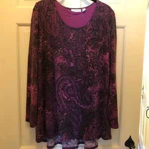 Susan Graver long sleeve, peplum lurex top